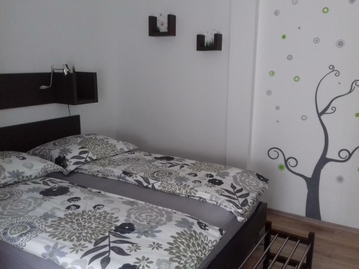 Apartmani Marinovic Podgora Exterior foto