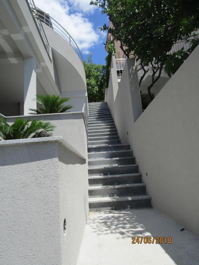Apartmani Marinovic Podgora Exterior foto